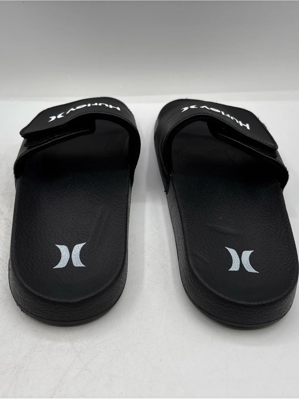 Hurley NAIA-V Sport Slides Black Adjustable Velcro Strap Sandals Youth Size 5